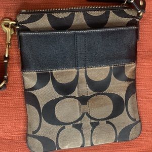 NICE COACH CROSSBODY